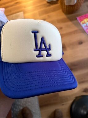 Mitchell & Ness Los Angeles Dodgers Cream and Blue Trucker Hat